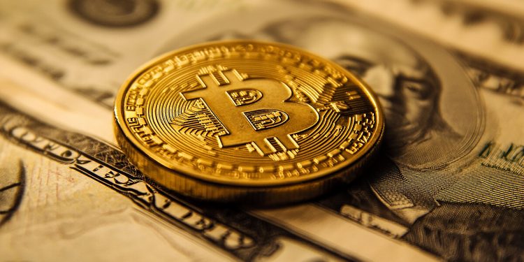 هبوط حاد يضرب العملات الرقمية.. بيتكوين تقترب من 70 ألف دولار