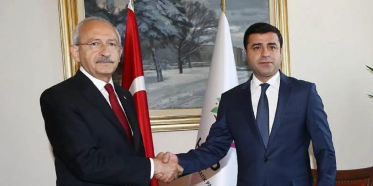 تركيا.. كيليجدار أوغلو يستعد لزيارة صلاح الدين دميرتاش