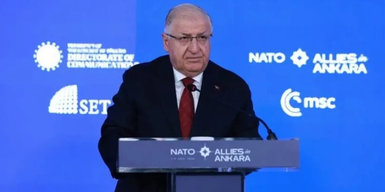 وزير الدفاع التركي: على أوروبا تعزيز الناتو لا منافسته