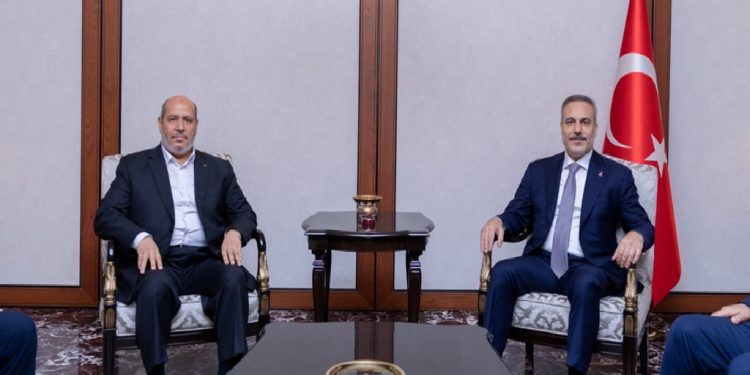 هاكان فيدان يلتقي رئيس حركة حماس خليل الحية