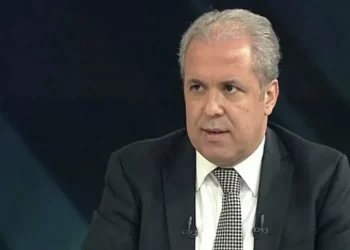 قيادي في “حزب أردوغان”: الانتخابات تلوح في الأفق