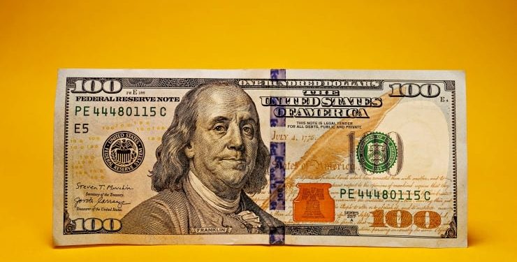 جولدمان ساكس يرفع توقعاته لسعر صرف الدولار مقابل الليرة التركية