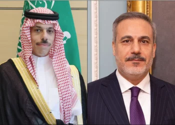 وزيرا خارجية السعودية وتركيا يناقشان جهود خفض التصعيد وأمن الممرات المائية