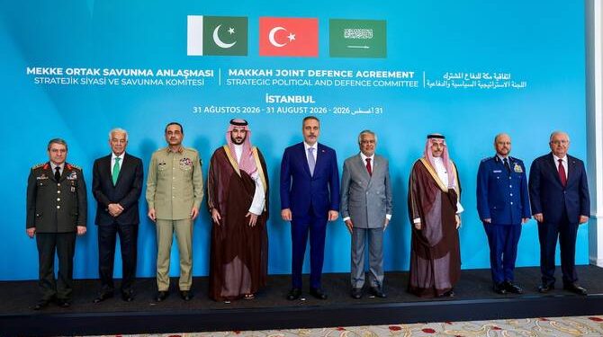 وزير الدفاع السعودي: التهديدات تتطلب تكاملاً دفاعياً واستعداداً عسكرياً جماعياً