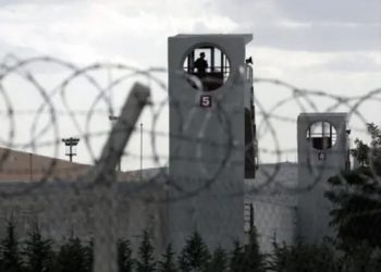 ادعاءات بتعرض 3 معتقلين للتعذيب في سجن تركي