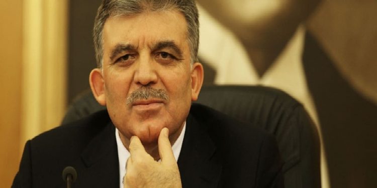 عبد الله جول يدعو العدالة والتنمية للعودة إلى رؤيته التأسيسية