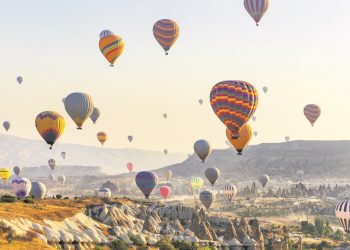 بلومبرج: تركيا تودع عصر “السياحة الرخيصة”