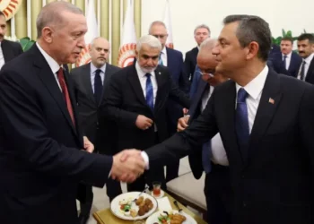 مراد يتكين: استراتيجية أردوغان “إن لم تكن رابحًا فاجعلهم يخسرون” تسير بالتوازي مع مسار “تركيا بلا إرهاب”