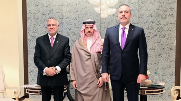 تصاعد التوتر بين السعودية والحوثيين يجرّ تركيا وباكستان إلى المشهد