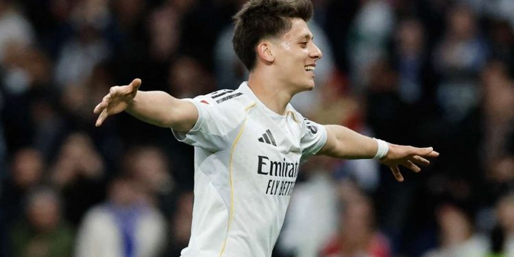 زيادة كبيرة في راتب آردا غولر مع ريال مدريد