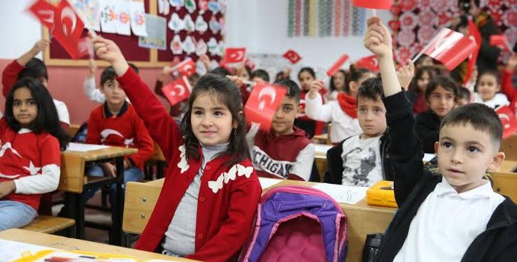 تركيا تفتح أبواب مدارسها لـ 17 مليون طالب وأكثر من مليون معلم