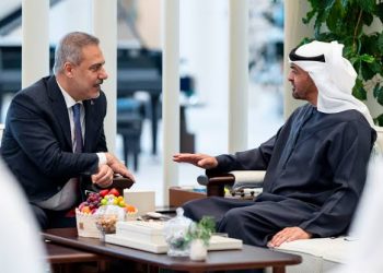 الرئيس الإماراتي يلتقي هاكان فيدان في أبوظبي 