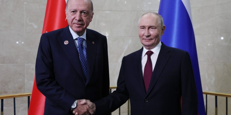 أردوغان: “العضوية الكاملة” في “شنغهاي” لا يعني قطع العلاقات مع الغرب