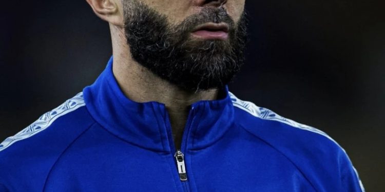 هل ينضم الفرنسي كريم بنزيما للدوري التركي لكرة القدم؟