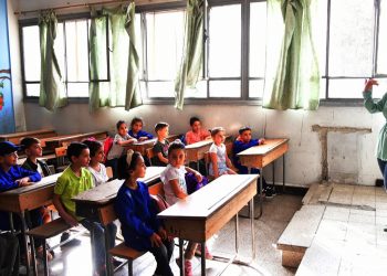 إضرابات واحتجاجات واسعة تجتاح مدارس شمال شرقي سوريا بسبب اللغة الكردية