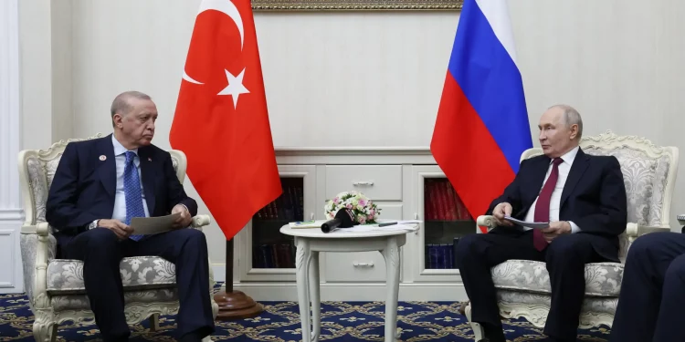بوتين لأردوغان: تشغيل الوحدة الأولى من محطة أكويو النووية هذا العام