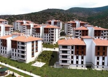 تركيا.. مقاولو مشاريع الإسكان الاجتماعي يطالبون بسداد مستحقاتهم المتراكمة