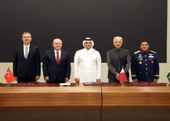 تركيا وباكستان وقطر وإندونيسيا توقع اتفاقية بدر الدفاعية