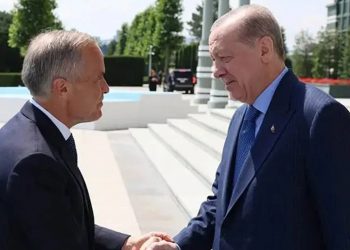 رئيس وزراء كندا يزور تركيا