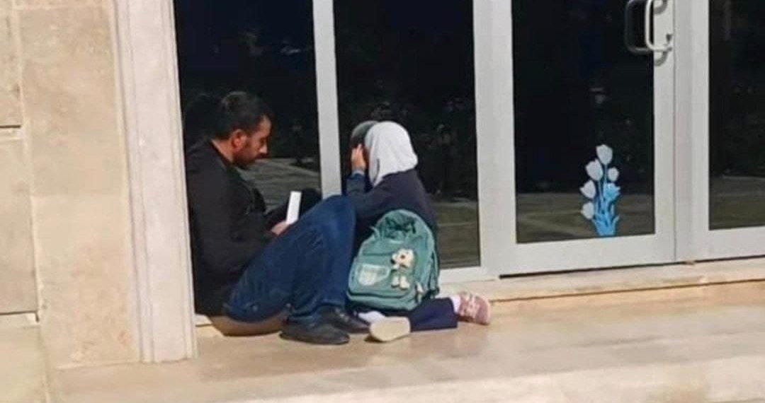أذربيجان تحجب “التواصل الاجتماعي” بسبب احتجاجات حظر الحجاب
