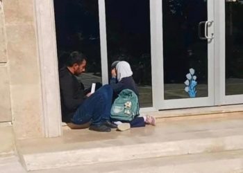 أذربيجان تحجب “التواصل الاجتماعي” بسبب احتجاجات حظر الحجاب